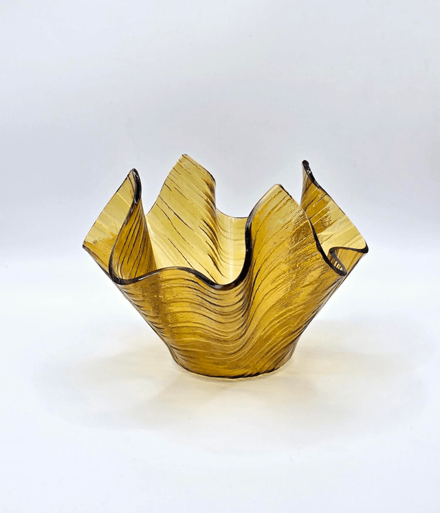 638. Vintage Handkerchief Bowl 