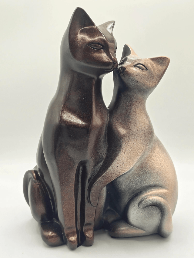 549. Cat Love Ornament 